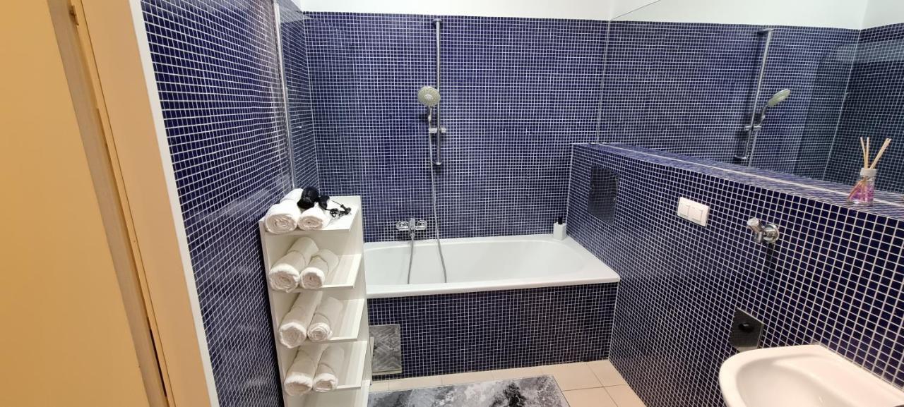 Vienna-Royal-Apartment ภายนอก รูปภาพ